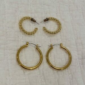 Set of 2 Medium Gold Plated Hoops